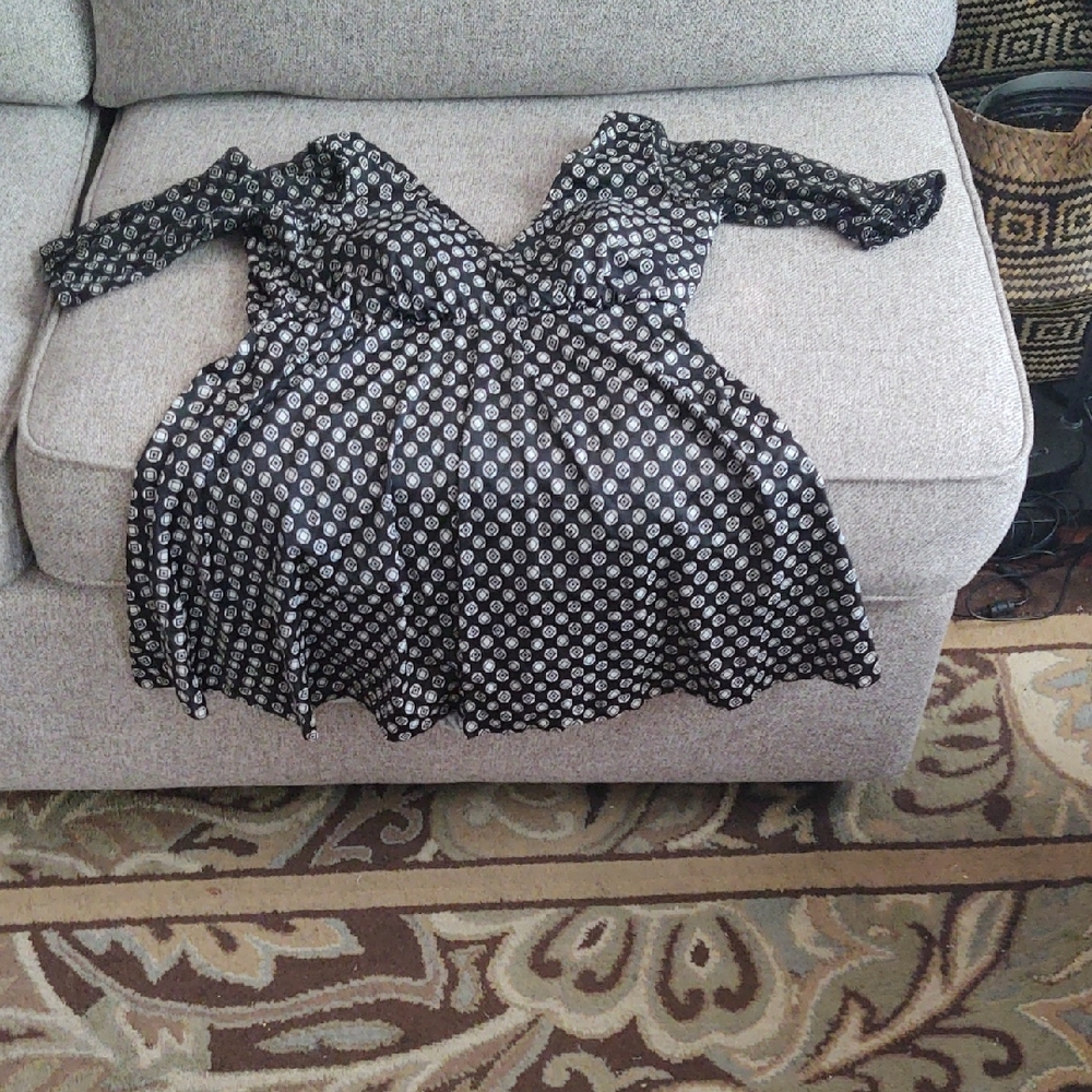 Elegant Black and White Women's Swim Dress